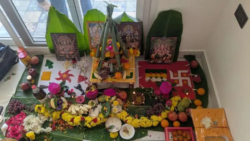 Rudrabhishek Puja Bangalore - Shiva Lingam abhishek by experienced Pandit